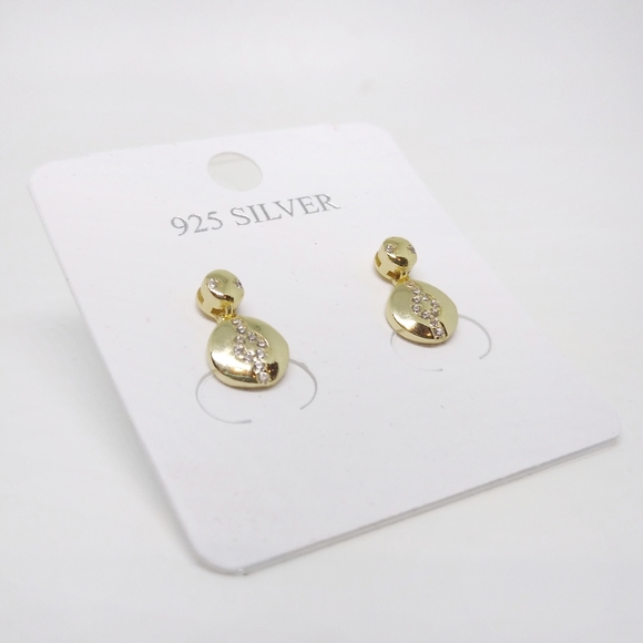 NEW Small Round CZ 14K Gold Plated Stud Earrings - Picture 3 of 9